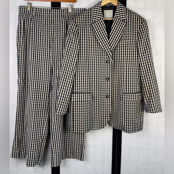 Everlane Black and White Checkered Suit
